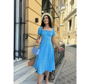 Сукня літня блакитного кольору  з розрізом